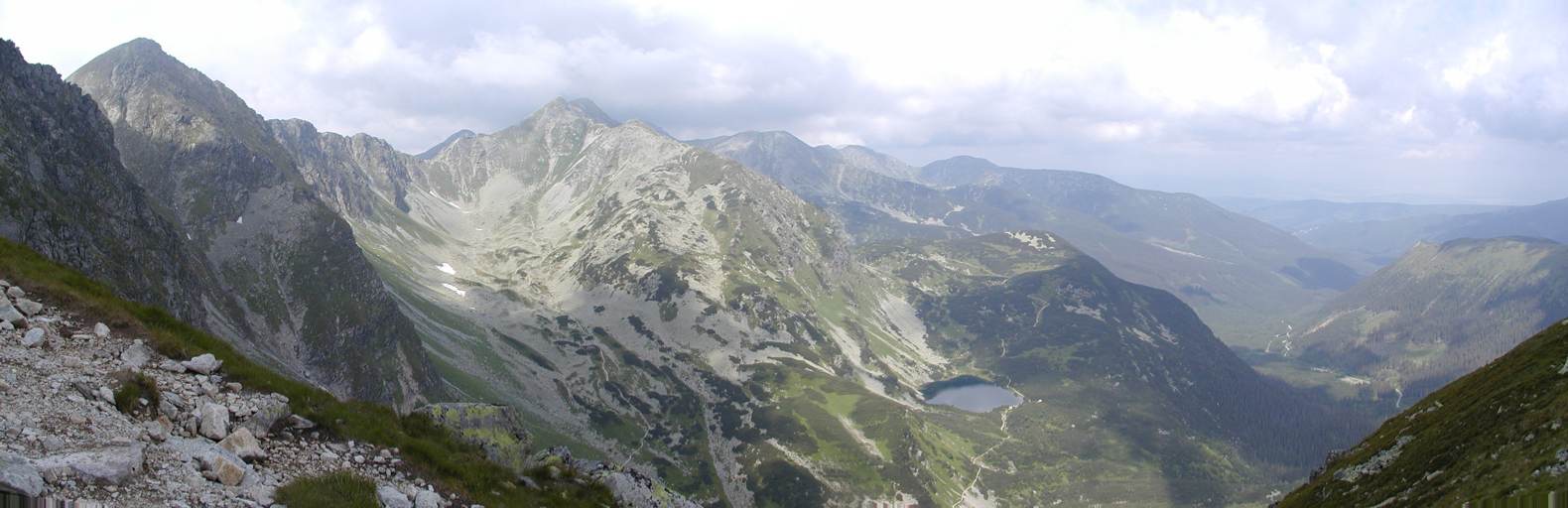 EgiPhoto: Z hrebene Z�padn�ch Tater, mezi Bystrou a Hrub�m vrchem