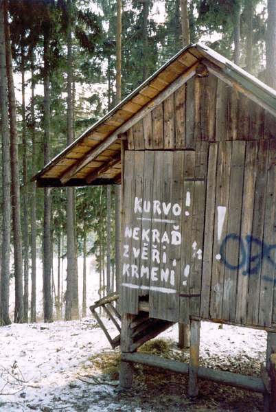 Krmelec, za Mar�ovem, �nor 2003