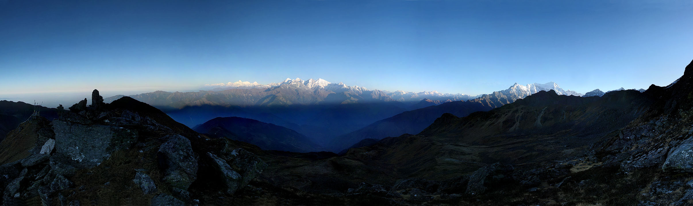 R�no nad jezerem Gossai Kund (Langtang)